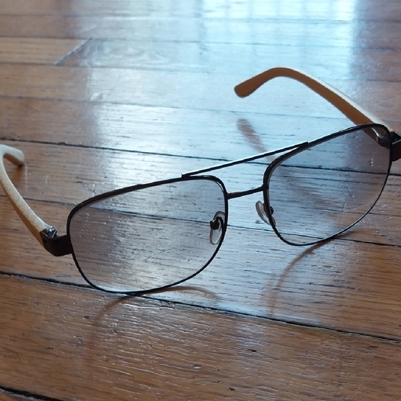 Habibe Sunglasses (2) With Cases - Picture 8 of 10